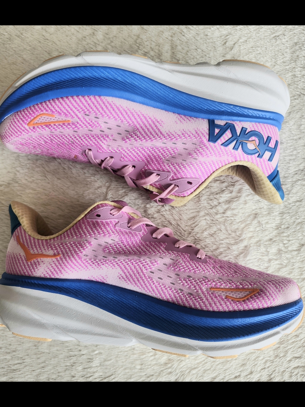 Brand New Womens Size 8 Clifton 9 Hoka Athletic Gym Shoes